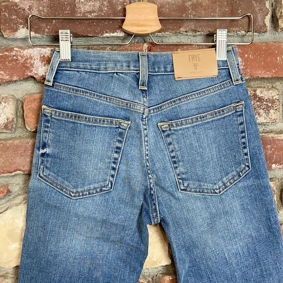 Frye Sienna Cropped Skinny Jean - Picture 9 of 12